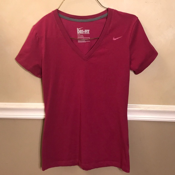 Nike Tops - Nike Dri-Fit Slim Fit Vneck tee